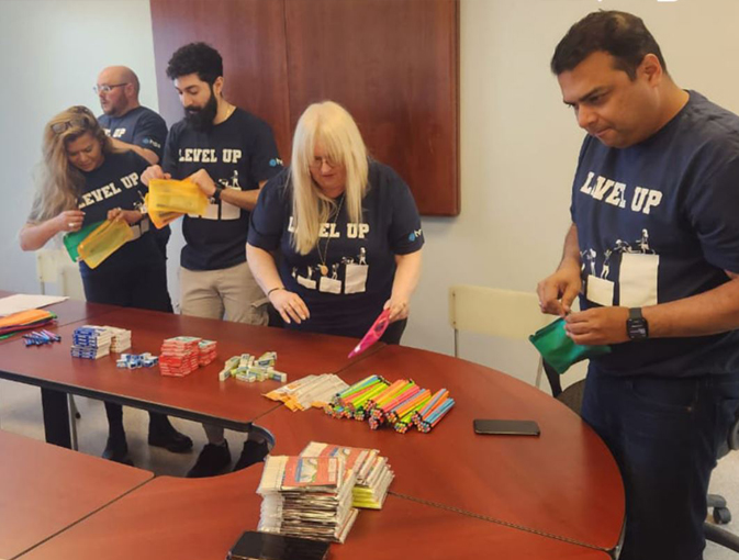 employees-volunteering-program-8