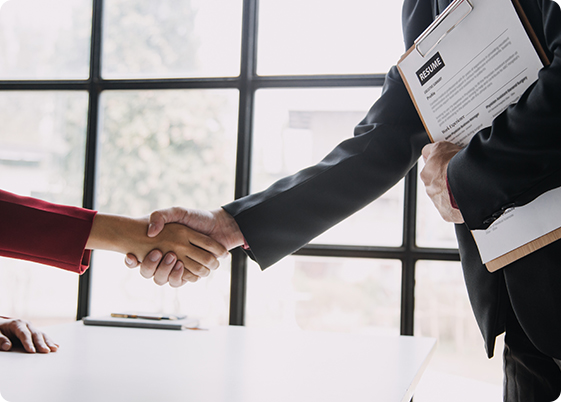 How to Build a Strong Resume to Boost Your Career Prospects