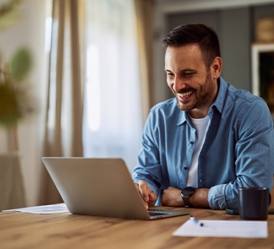 6 Tips for Excelling as a Work-From-Home Customer Service Agent