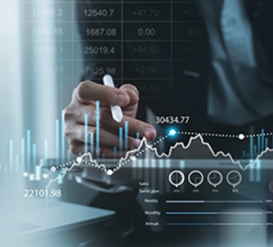 Step-by-Step Guide to Becoming a Data Analyst in 2025