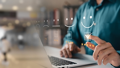 Customer Experience vs Customer Service: Key Differences Explained